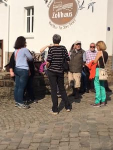 Hier die ersten Fotos der gestrigen Heilkräuterwanderung entlang der Ruhr